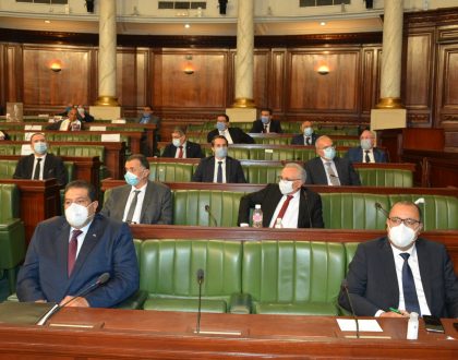 تتالت خيباتهم.. فهل يتوقّف عبثهم؟!