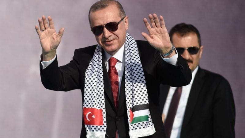 الانتخابات التركية بعيون تونسية: تنافس على برامج وانتصار حاسم للديمقراطية